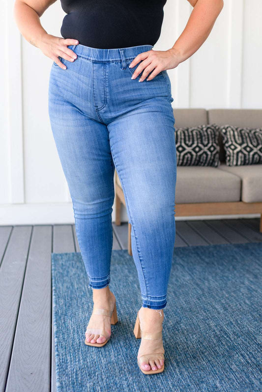 Judy Blue Amanda Pull on  Skinny Jeans