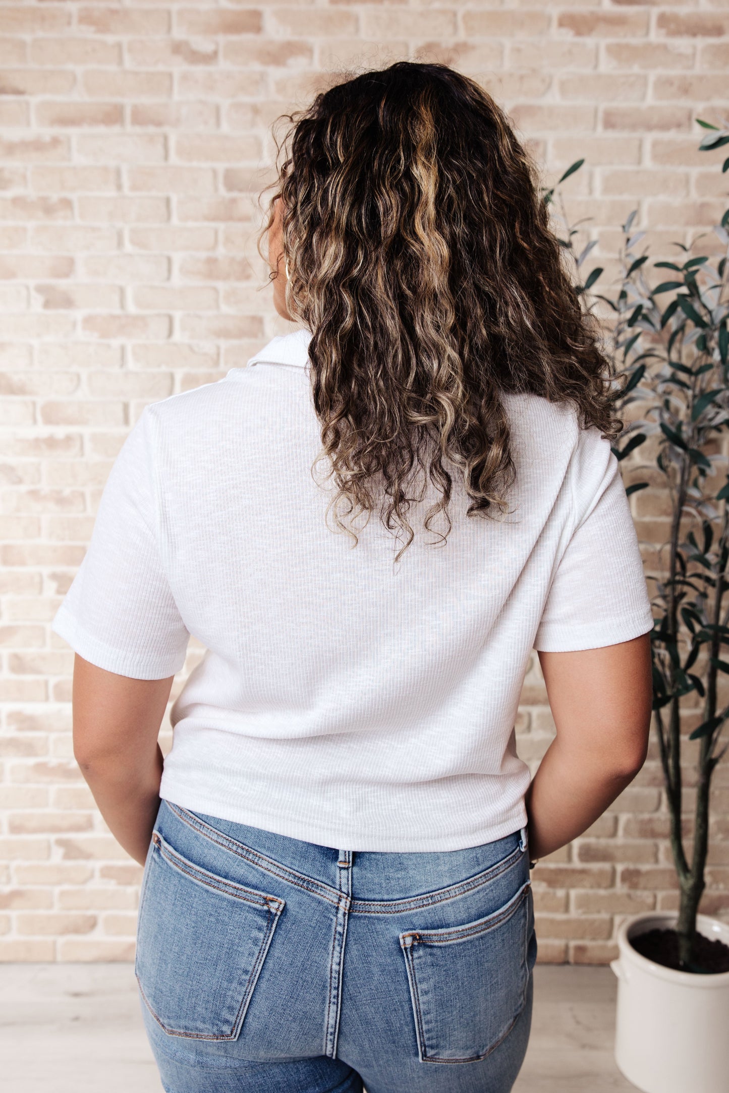 Rory Ribbed Cropped Tennis Tee in White